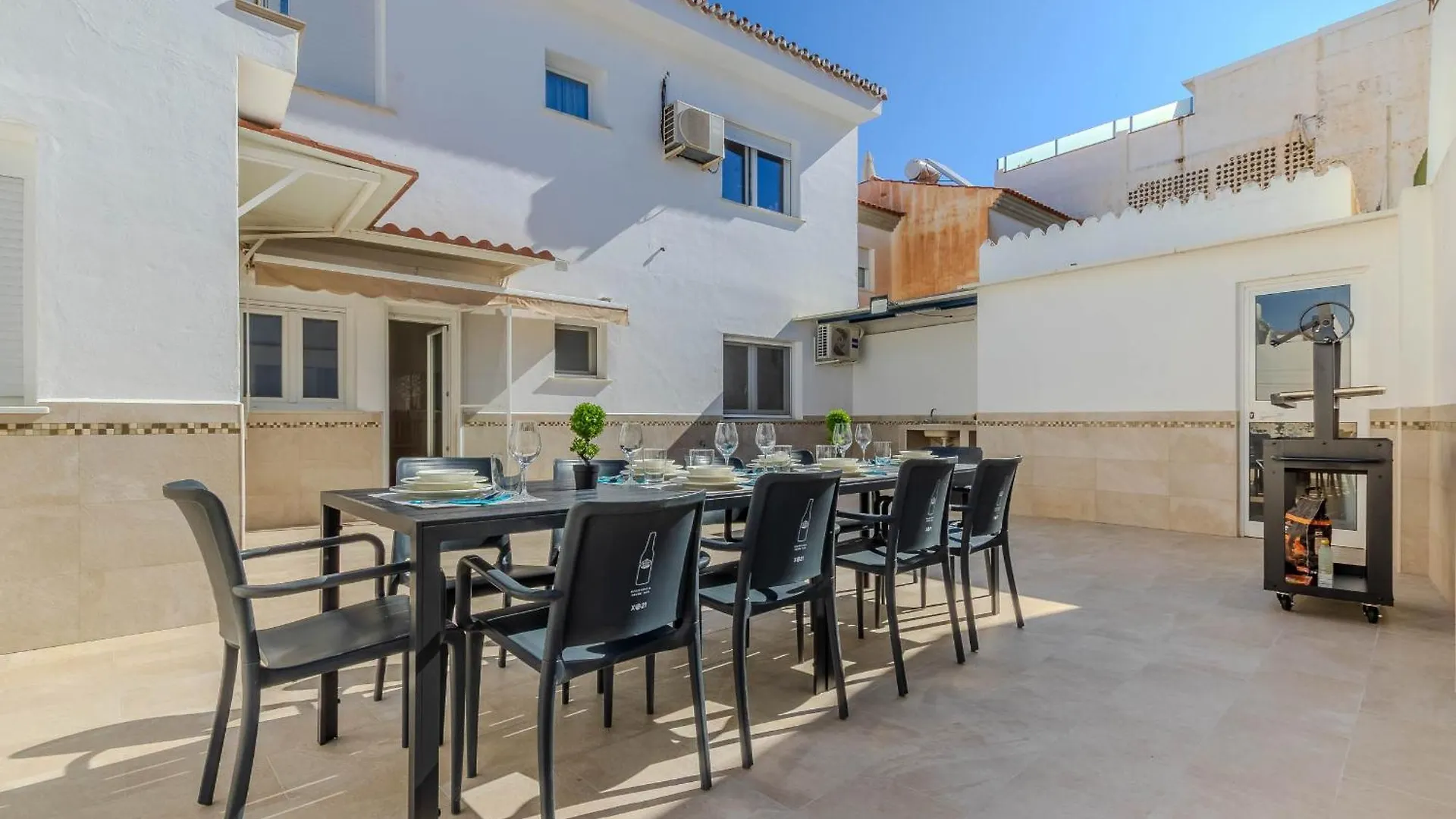 Espaciosa Casa Junto Al Aeropuerto Málaga 0*,