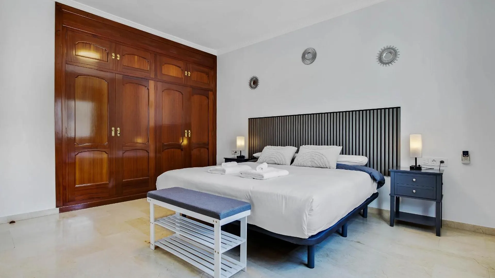 Espaciosa Casa Junto Al Aeropuerto Málaga 0*,  Spagna